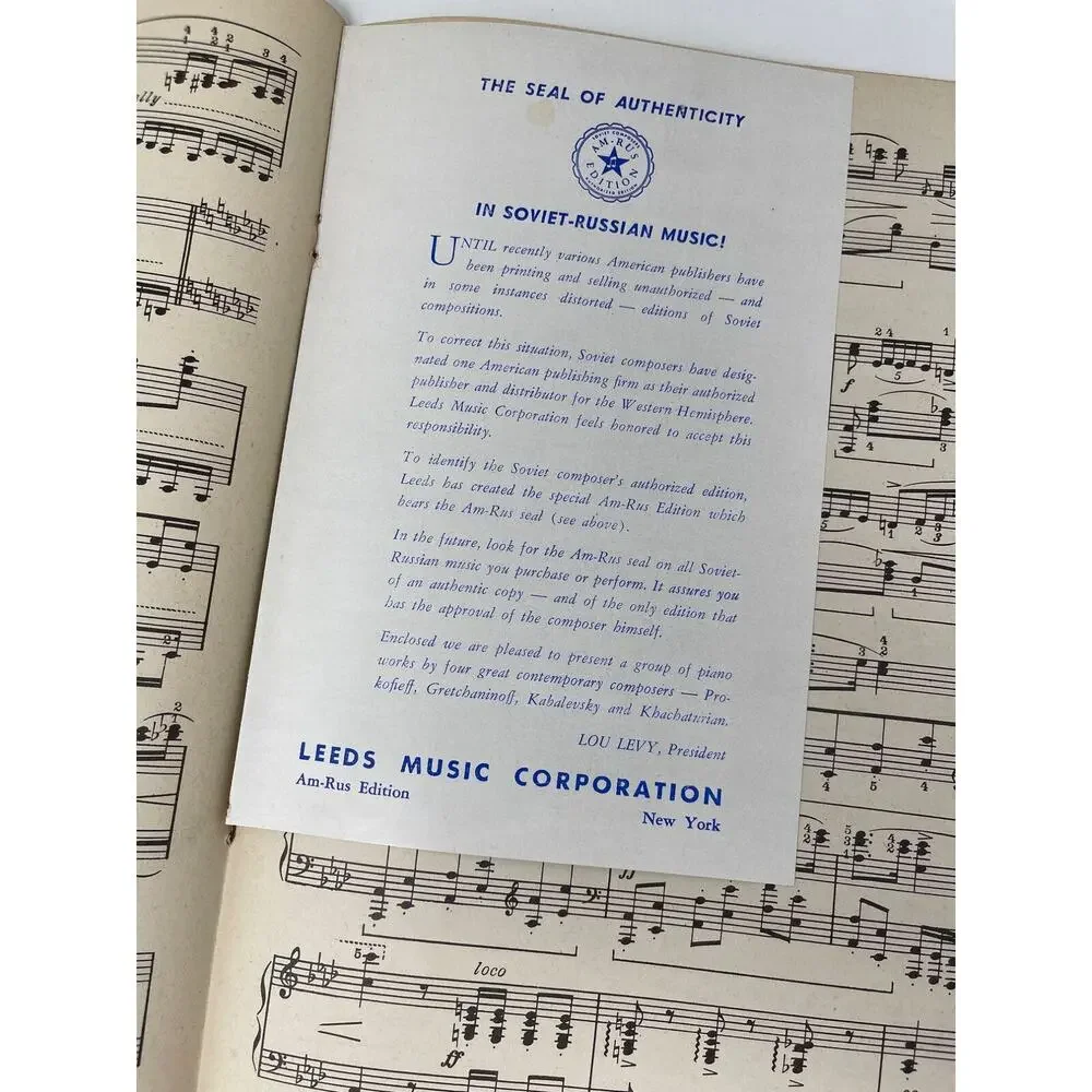 1945 Vintage Souvenir Album of Piano Music by Frederic Chopin Song Book‎